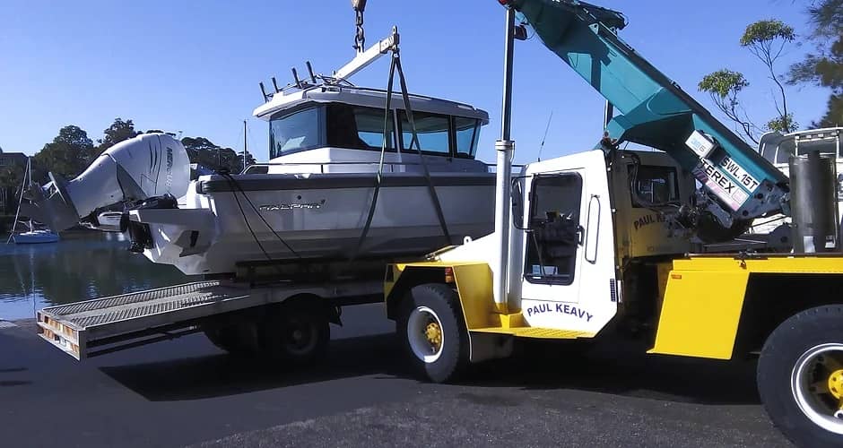 crane hire to lift Boats in or out of water bayview pittwater northern beaches